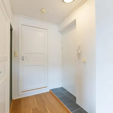 Unique Relaxed Corner Flat In 아파트