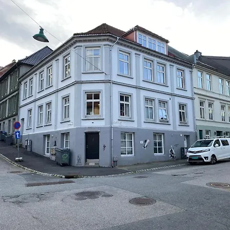 公寓 Unique Relaxed Corner Flat In